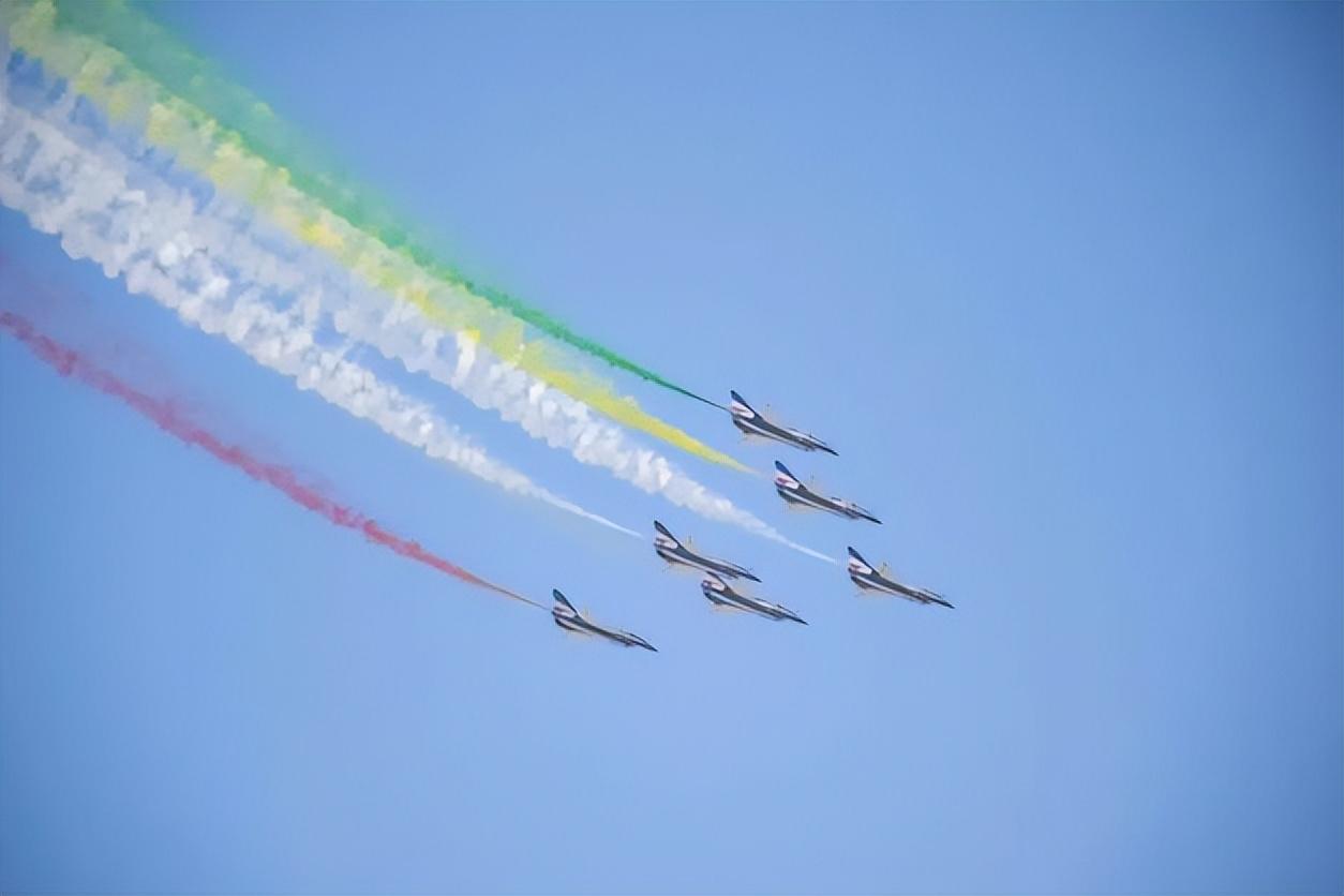 中國戰(zhàn)斗機(jī)殲-35，性能卓越的前沿戰(zhàn)斗力量，中國殲-35戰(zhàn)斗機(jī)，卓越性能的前沿戰(zhàn)斗力量