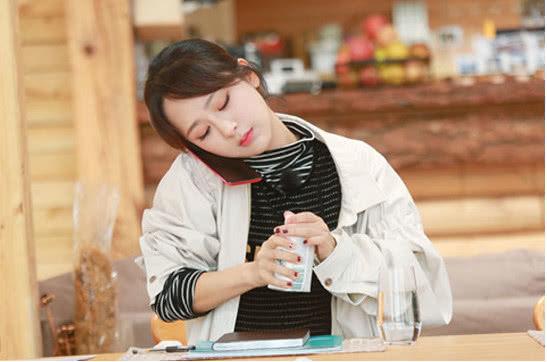 演員王珂為何不溫不火？——深度解析其演藝之路，演員王珂演藝之路解析，為何未能大紅大紫？深度探究其演藝生涯。