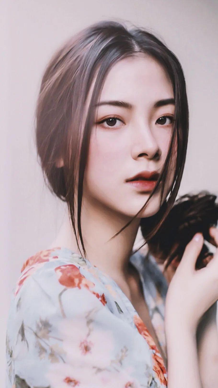 泰國明星小水個(gè)人資料詳解，泰國明星小水個(gè)人資料大揭秘