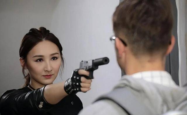 使徒行者女保鏢名字揭曉，使徒行者女保鏢名字揭曉，神秘保鏢身份揭秘