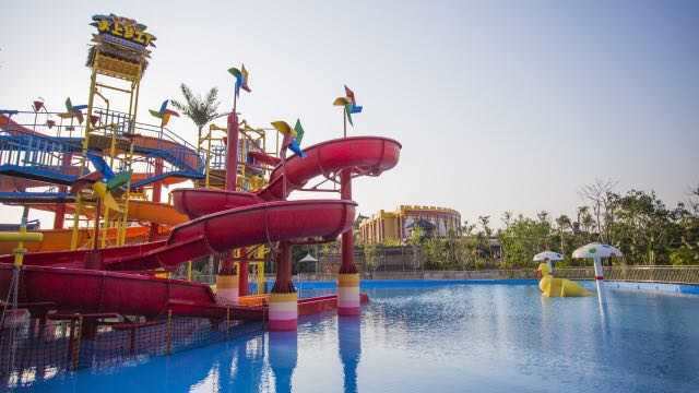 方特水上樂(lè)園圖片集錦，盡享水上樂(lè)趣，方特水上樂(lè)園精彩瞬間，水上樂(lè)趣盡享無(wú)限