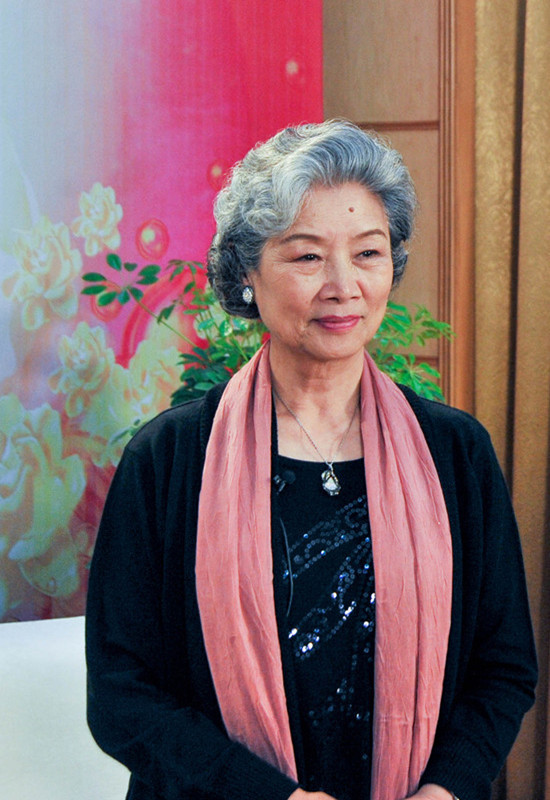 呂中個人資料簡介，呂中個人資料簡介，揭秘其生平與成就