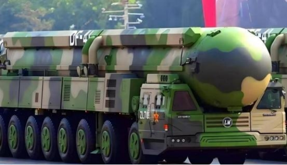 東風(fēng)41能否擊沉航母？解析與探討，東風(fēng)41能否擊沉航母？深度解析與探討