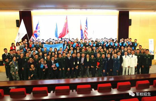 戰(zhàn)略支援部隊(duì)信息工程大學(xué)，探索信息技術(shù)的奧秘，戰(zhàn)略支援部隊(duì)信息工程大學(xué)，信息技術(shù)奧秘的探索之旅