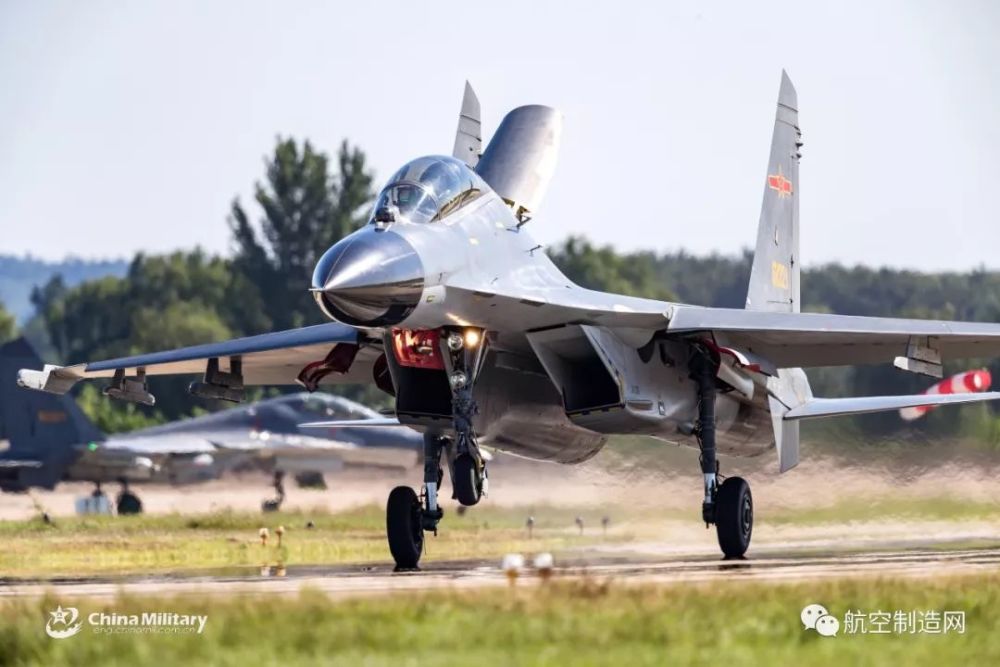殲-11B戰(zhàn)斗機(jī)參數(shù)詳解，殲-11B戰(zhàn)斗機(jī)性能參數(shù)全面解析