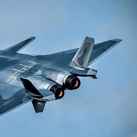 殲-40，未來(lái)空中力量的探索者，殲-40，未來(lái)空中力量的先鋒探索者