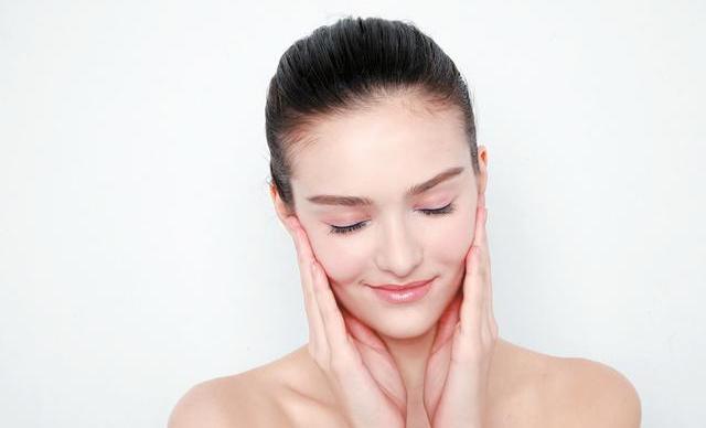 怎樣能變白皮膚，簡單實用方法分享，簡單實用方法分享，如何美白肌膚，實現(xiàn)肌膚白皙目標