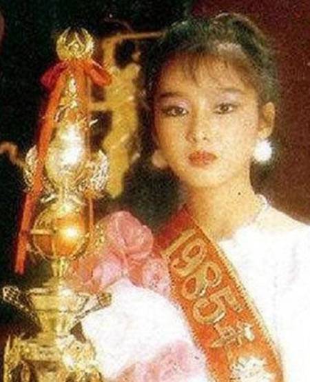 朱麗倩年輕時到底多漂亮，揭秘女神的美麗瞬間，朱麗倩年輕時的絕美風采，女神美麗瞬間的揭秘