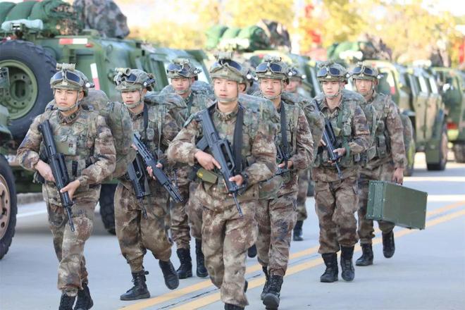 中國目前幾級戰(zhàn)備了？解析中國國防戰(zhàn)略與戰(zhàn)備狀態(tài)，中國國防戰(zhàn)略與戰(zhàn)備狀態(tài)深度解析，當前戰(zhàn)備等級揭秘